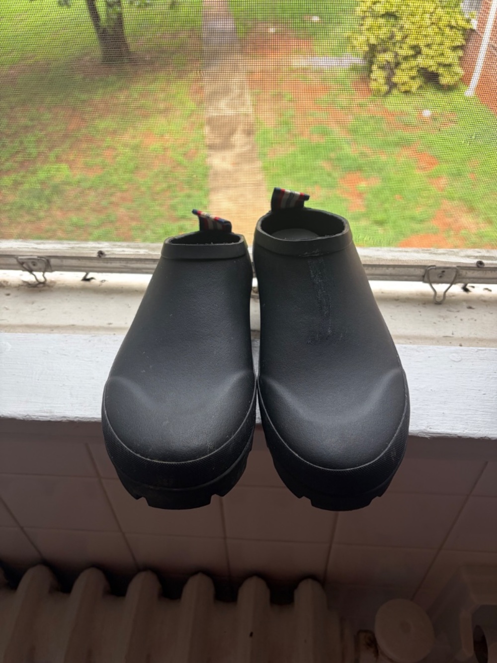 SeaVees Black Rubber Bodega Clogs US size 10 - Picture 15 of 16